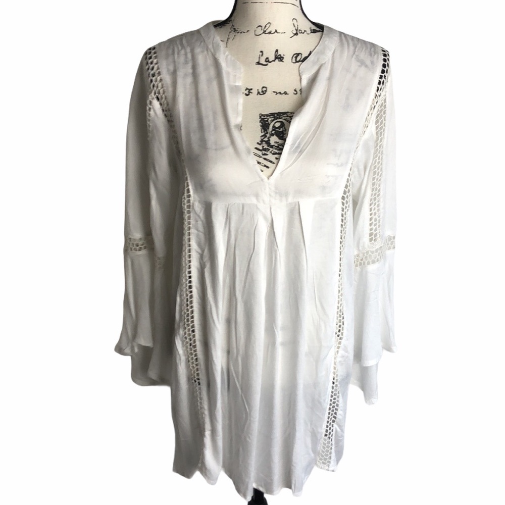 Raviya Long Flowy High Low Blouse Size M